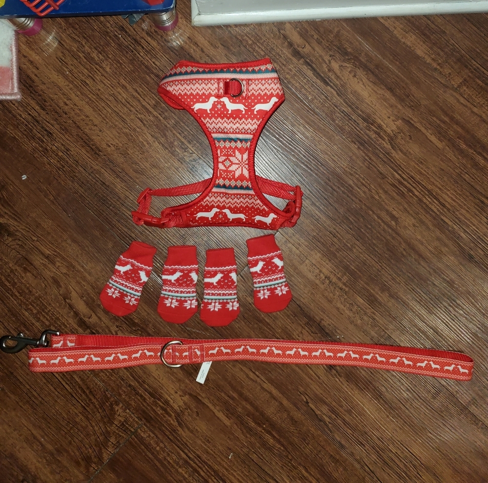 New Fair Isle Pet Christmas Print Harness Socks & Leash Set-Small